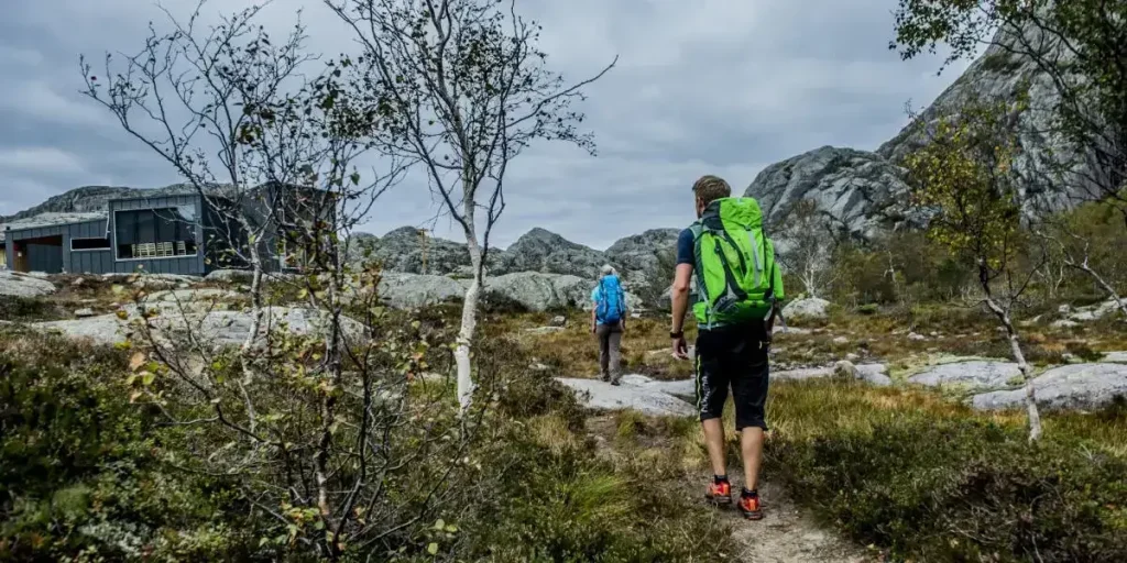 How to Poop in the Woods Like a Responsible Human